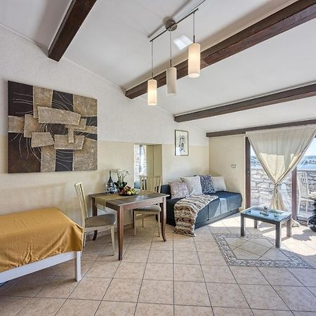 Old Town Apartments In אומאג מראה חיצוני תמונה