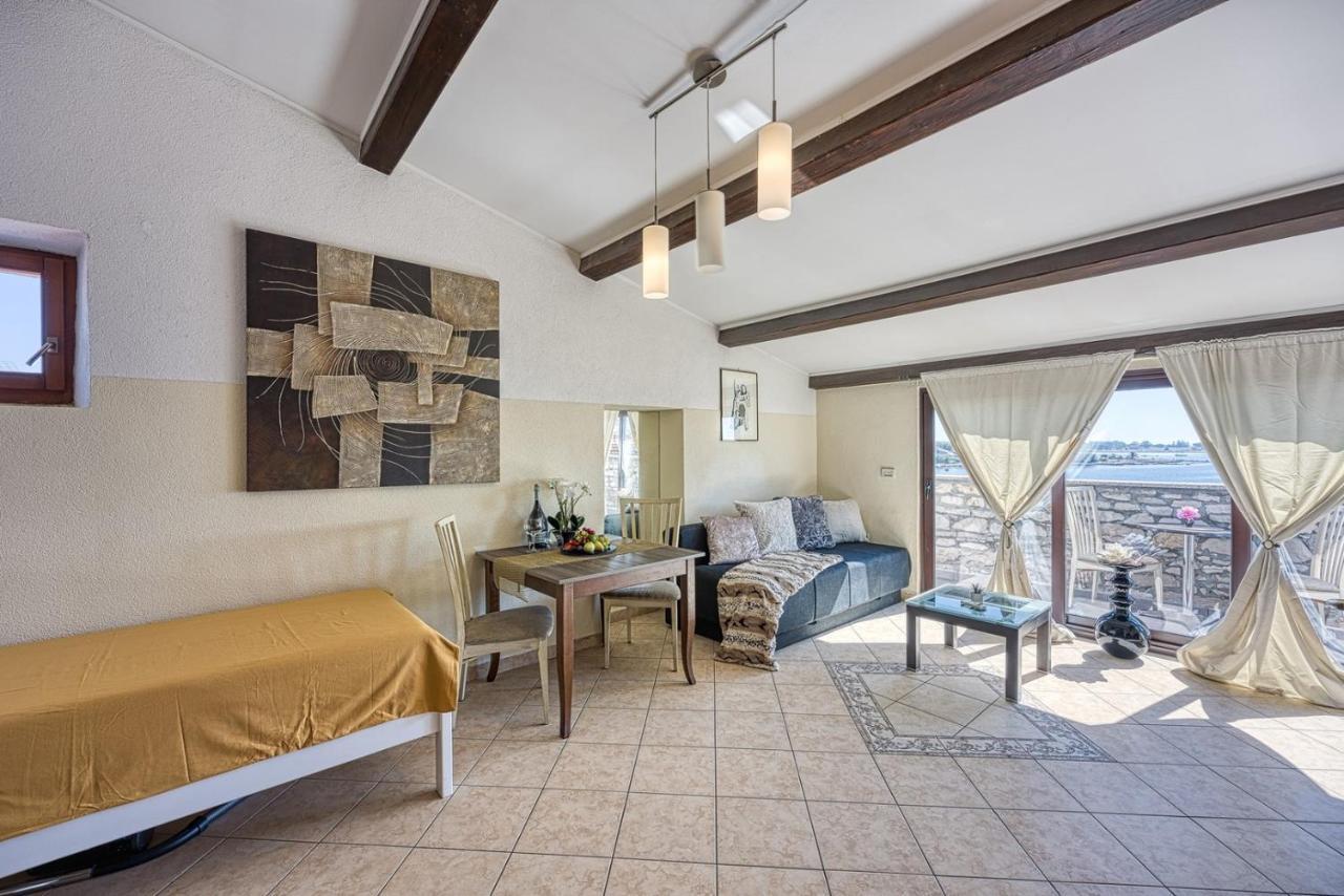 Old Town Apartments In אומאג מראה חיצוני תמונה