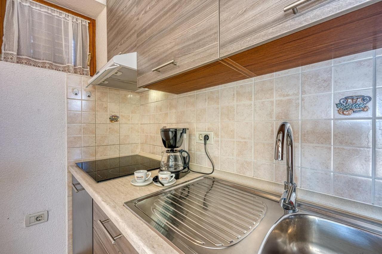 Old Town Apartments In אומאג מראה חיצוני תמונה